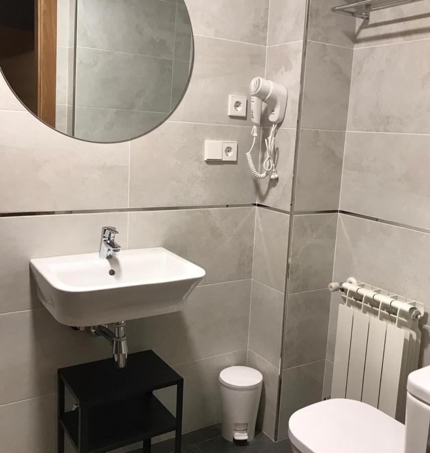 Hotel Baltico 2 Estrellas Luarca Εξωτερικό φωτογραφία