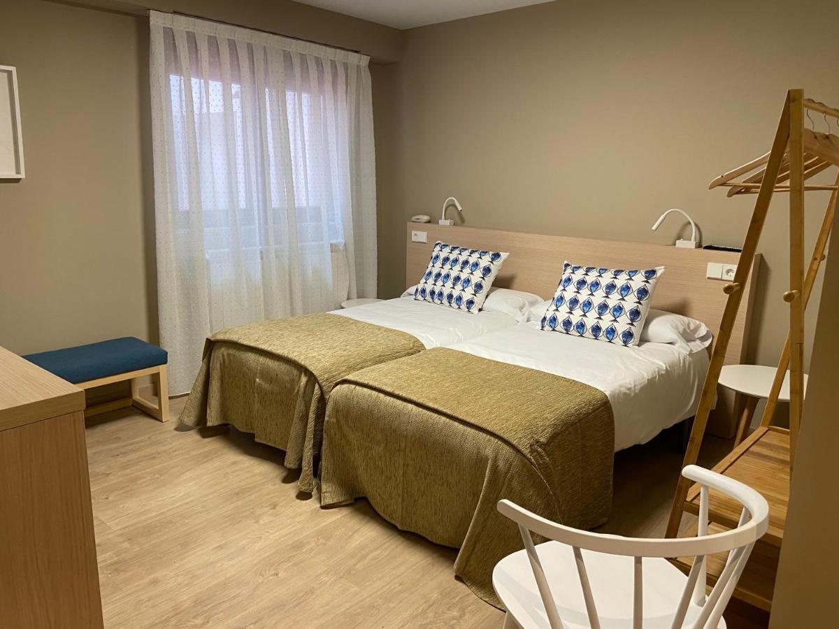 Hotel Baltico 2 Estrellas Luarca Εξωτερικό φωτογραφία